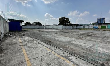ALQUILER DE TERRENO COMERCIAL AL INGRESO DE QUEVEDO