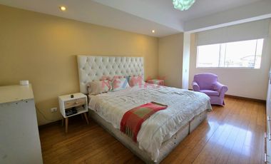 ¡Exclusivo Triplex En Venta En La Zona De Los Batallones – Santiago De Surco