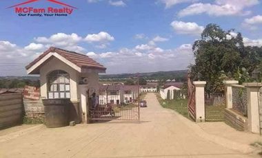 Townhouse for Sale in La Jolla Subdivision Rodriguez Montalban Rizal, contact Donald Portuguez