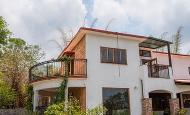 Vendo casa con escritura pública en Tepoztlán Morelos