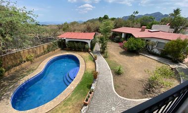 Vendo casa con escritura pública en Tepoztlán Morelos