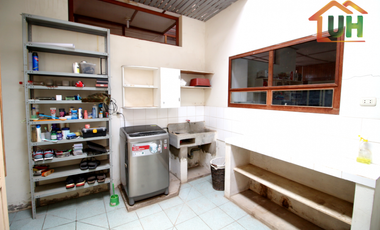 00309  VENTA CASA PUCALLPA SEMINOBLE + ALMACÉN  AC 612m2