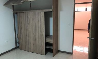 edificio en venta en avenida 30 de agosto. Cod V1421