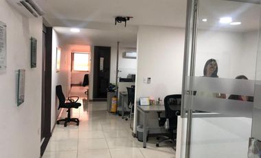 edificio en venta en avenida 30 de agosto. Cod V1421