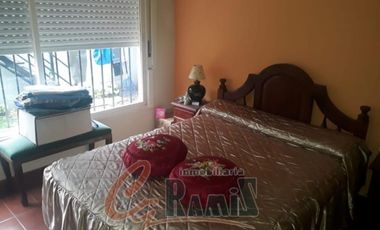 Casa + Departamento En Venta  Saldan 1400 Ituzaingo