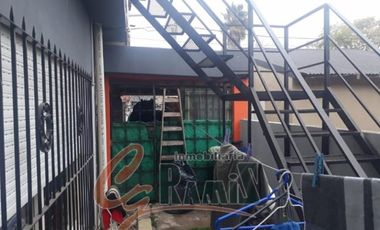 Casa + Departamento En Venta  Saldan 1400 Ituzaingo