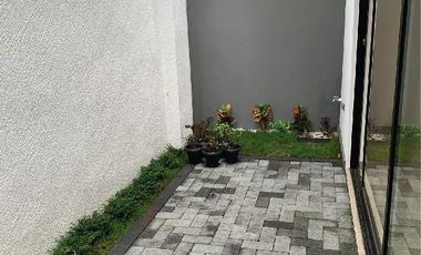 Preciosa Casa con Estilo Industrial Moderno en Fraccionamiento Privado