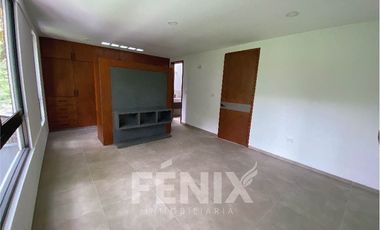 Preciosa Casa con Estilo Industrial Moderno en Fraccionamiento Privado