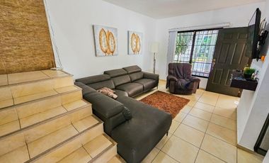 Casa Grande · 3 Recamaras con Estudio · Zona Sur · Seguridad · Gran Santa Fe 3