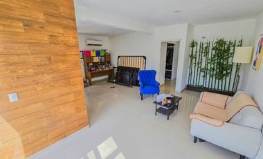 Casa Grande · 3 Recamaras con Estudio · Zona Sur · Seguridad · Gran Santa Fe 3