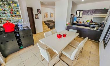 Casa Grande · 3 Recamaras con Estudio · Zona Sur · Seguridad · Gran Santa Fe 3