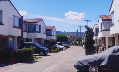 casa en arriendo en chía. Cod A7140301