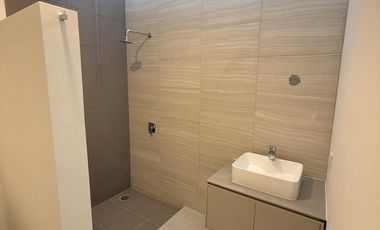 NORTE EN ZIBA DE UN PISO EXCELENTES ESPACIOS