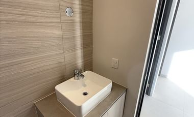 NORTE EN ZIBA DE UN PISO EXCELENTES ESPACIOS