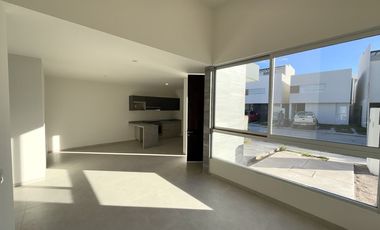 NORTE EN ZIBA DE UN PISO EXCELENTES ESPACIOS