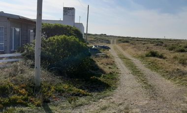 SE VENDE CASA EN LA LOBERIA