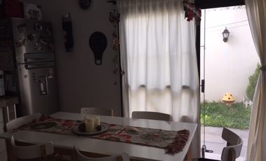 Casa en venta en Quilmes Este
