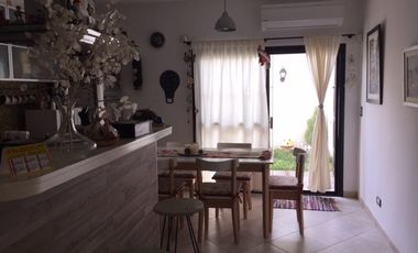 Casa en venta en Quilmes Este
