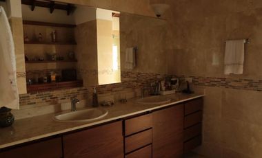 Casa para la Venta en La Ceja