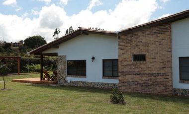 Casa para la Venta en La Ceja
