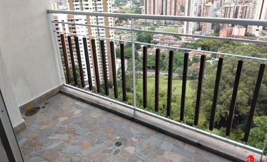 apartamento en arriendo en loma de san jose. Cod A6731