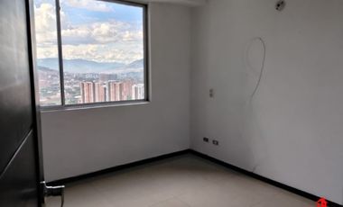 apartamento en arriendo en loma de san jose. Cod A6731