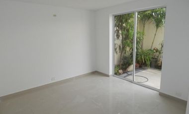 casa condominio en arriendo en la castellana. Cod A67110