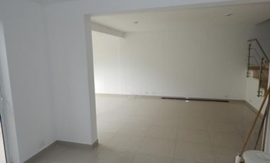 casa condominio en arriendo en la castellana. Cod A67110