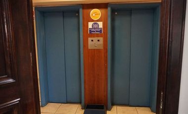 Oficina en Venta en Plaza Sotomayor.