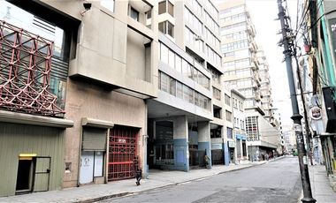 Oficina en Venta en Plaza Sotomayor.