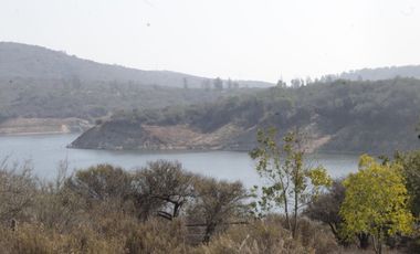 Parcela, casa en Hacienda Los Aromos, junto al embalse