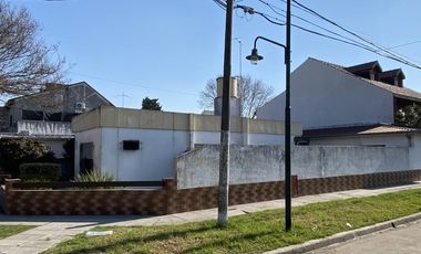 Casa Venta 3 ambientes - Villa Adelina