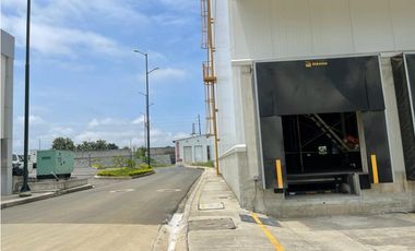 *VA A DAULE BODEGA 2830 m² ideal centro de distribución y logística