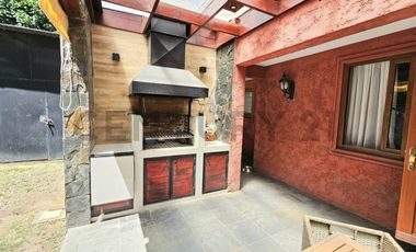 Amplia casa en venta 4D+5B+Sala de juegos, Chiguayante