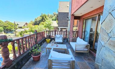 Amplia casa en venta 4D+5B+Sala de juegos, Chiguayante