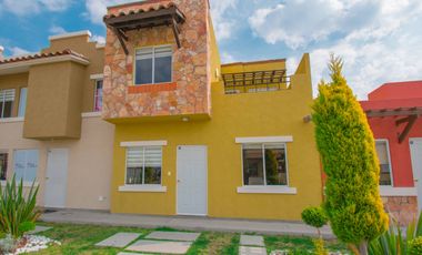 Casa Amplia con Recamara en Planta Baja en Pachuca