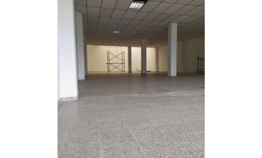 Se Arrienda Edificio Sobre la autopista sur