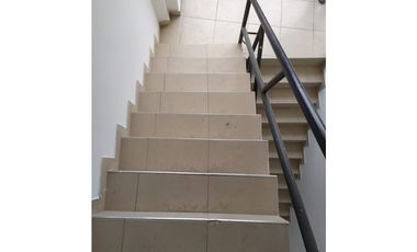 Se Arrienda Edificio Sobre la autopista sur