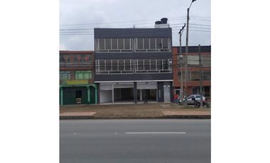 Se Arrienda Edificio Sobre la autopista sur