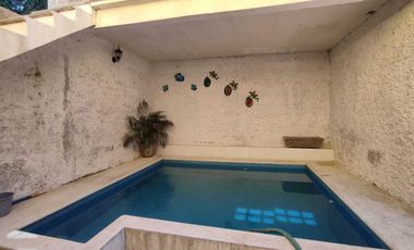 Casa sola con alberca en Icacos