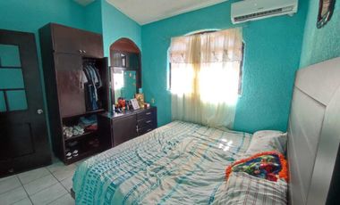 Casa sola con alberca en Icacos