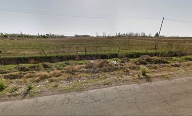 Terreno o lote 2,4 has o 24.000 m2 en la calle el TOLEDANO las Paredes.