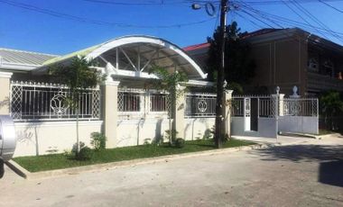 600sqm Bungalow 5 Bedrooms House and Lot for SALE / RENT in Angeles City along Friendship highway near CLARK