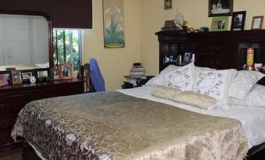 Casa en Peñalolén zona Barrio Consistorial de 212m2