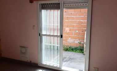 Casa PH en venta en Isidro Casanova