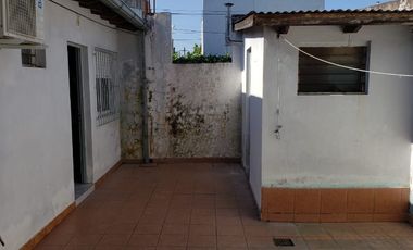 Casa PH en venta en Isidro Casanova