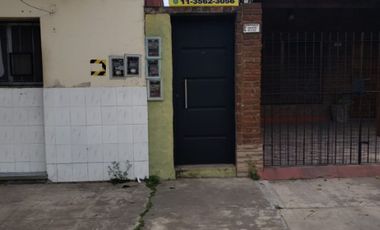 Casa PH en venta en Isidro Casanova