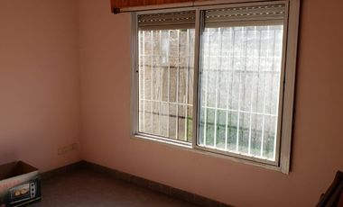 Casa PH en venta en Isidro Casanova