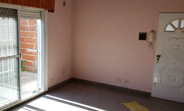 Casa PH en venta en Isidro Casanova