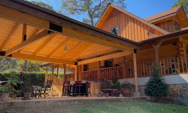 Casa en Renta en Avándaro, Valle de Bravo.